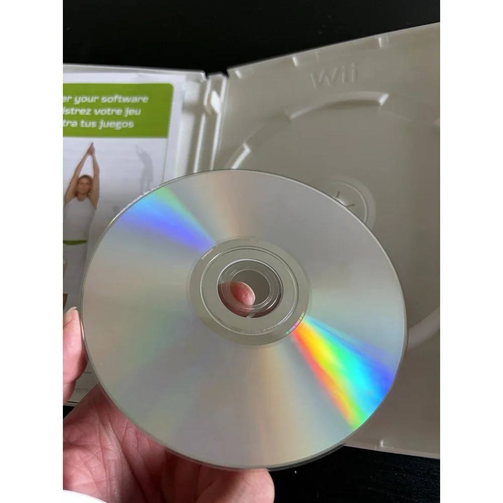 Wii Fit (Nintendo Wii)‎ - Complete w/manual